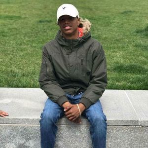 Meet your Posher, Emanuel